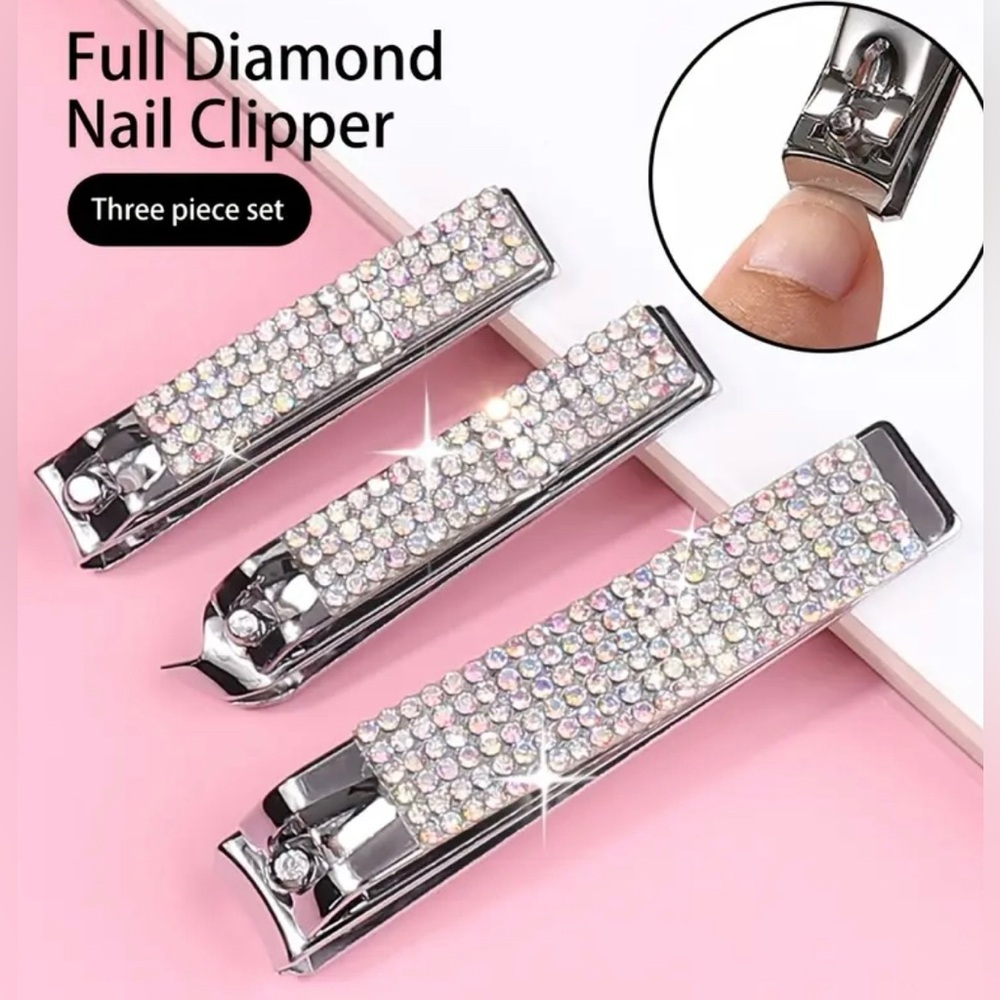 Nail Clipper 3pcs set W/Rhinestone Accent Storage~ Rhinestone Accent ⭐️🆕⭐️ - Picture 8 of 11